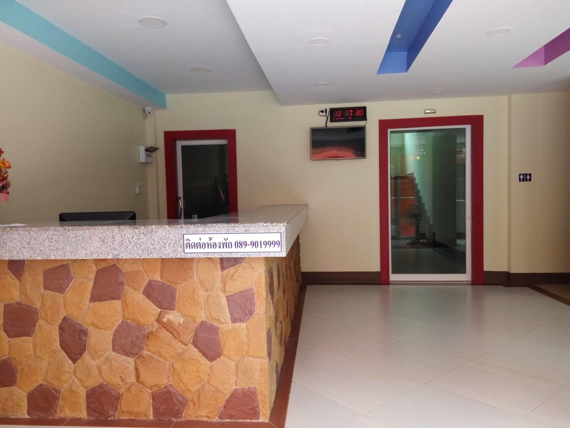 Central Park Hotel Sing Buri Ngoại thất bức ảnh