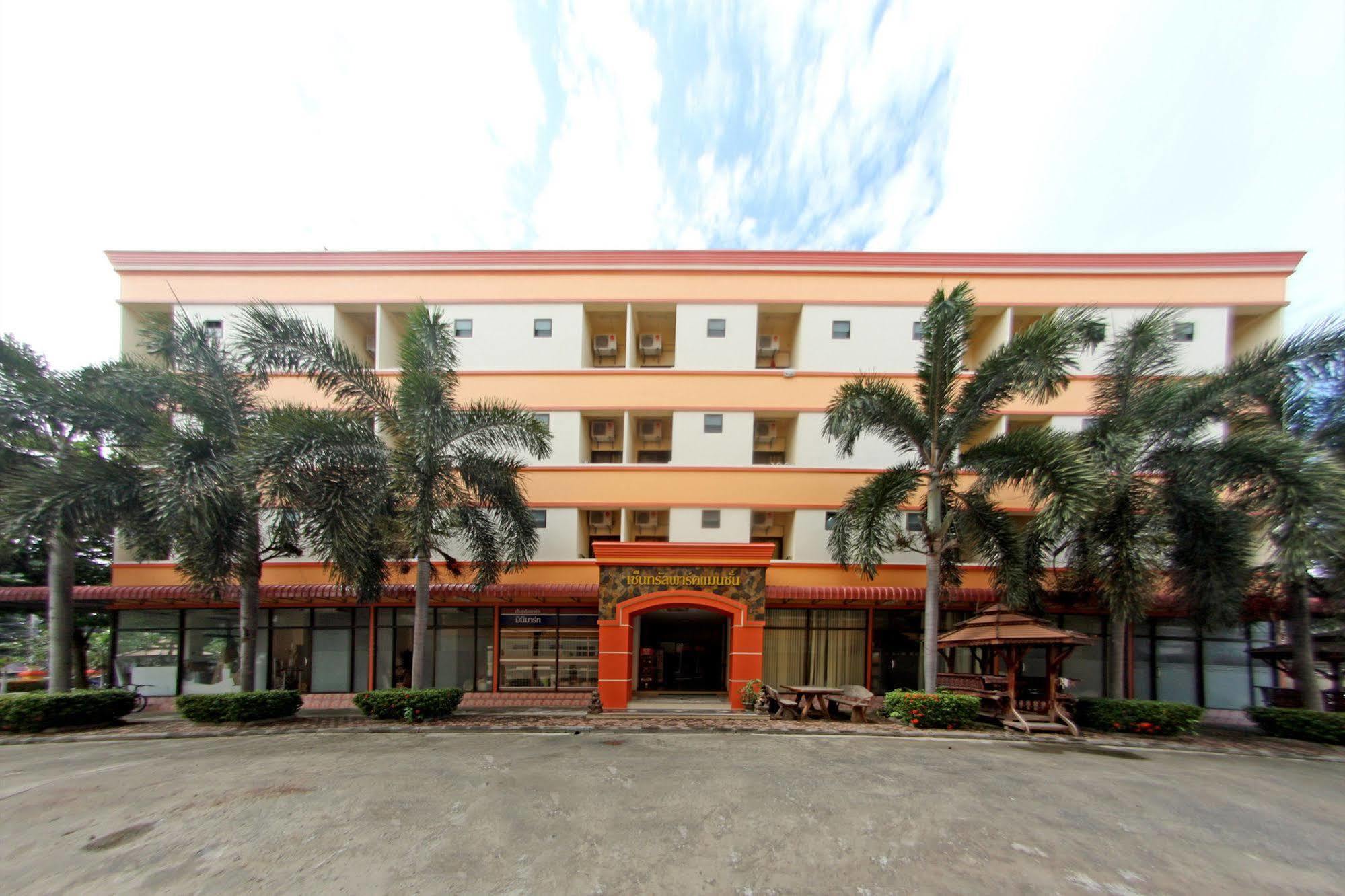 Central Park Hotel Sing Buri Ngoại thất bức ảnh